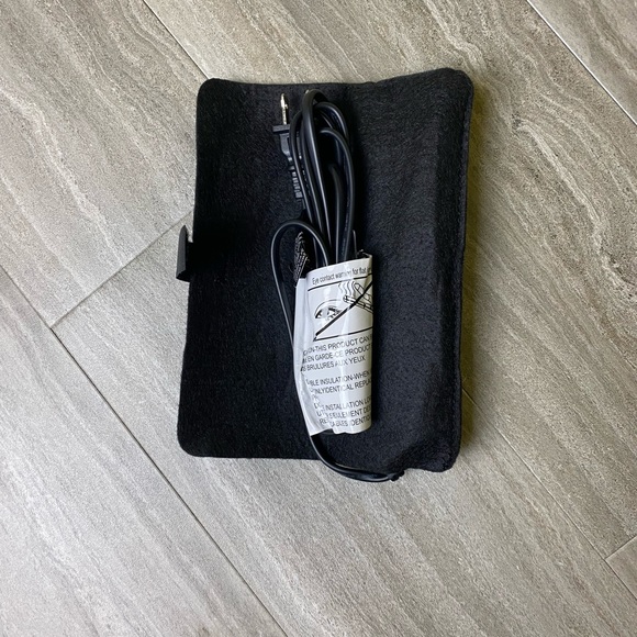 🦋PYT Mini Ceramic Travel Hair Straightener - Picture 6 of 7